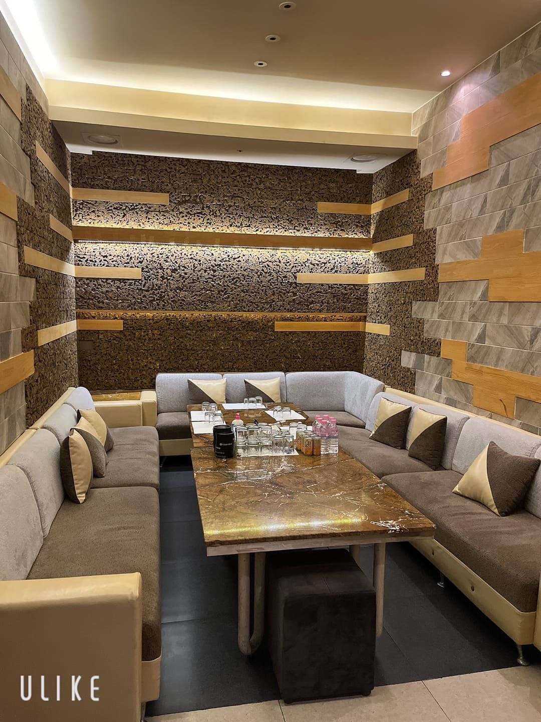 강남쩜오 라이징 룸 인테리어 2