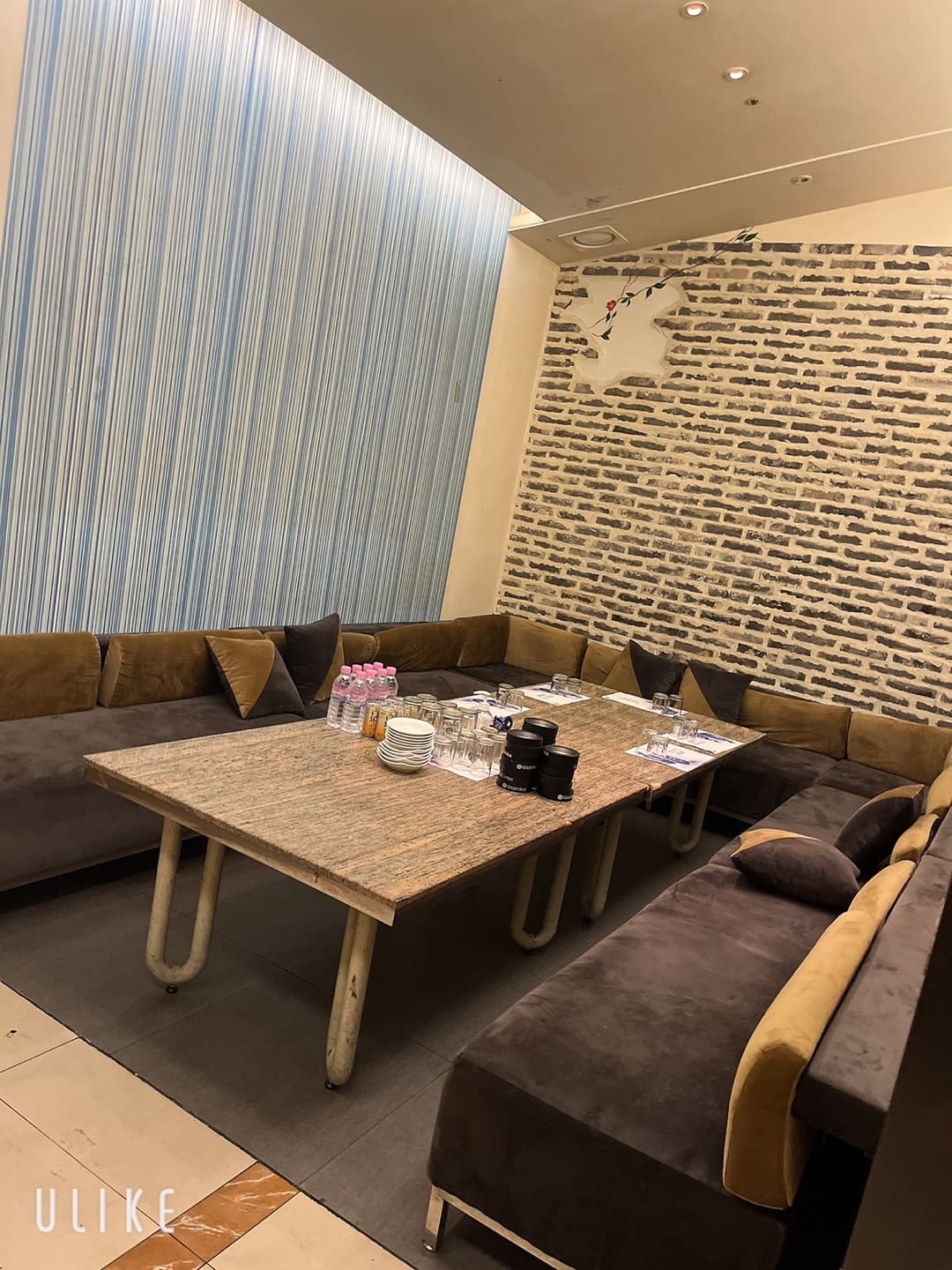 강남쩜오 라이징 룸 인테리어 3